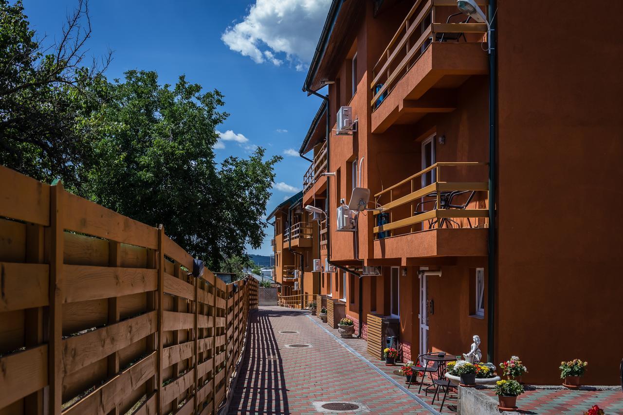 Cleopatra Residence Iasi Eksteriør bilde