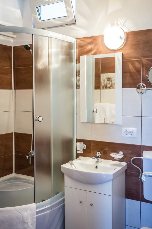 Cleopatra Residence Iasi Eksteriør bilde